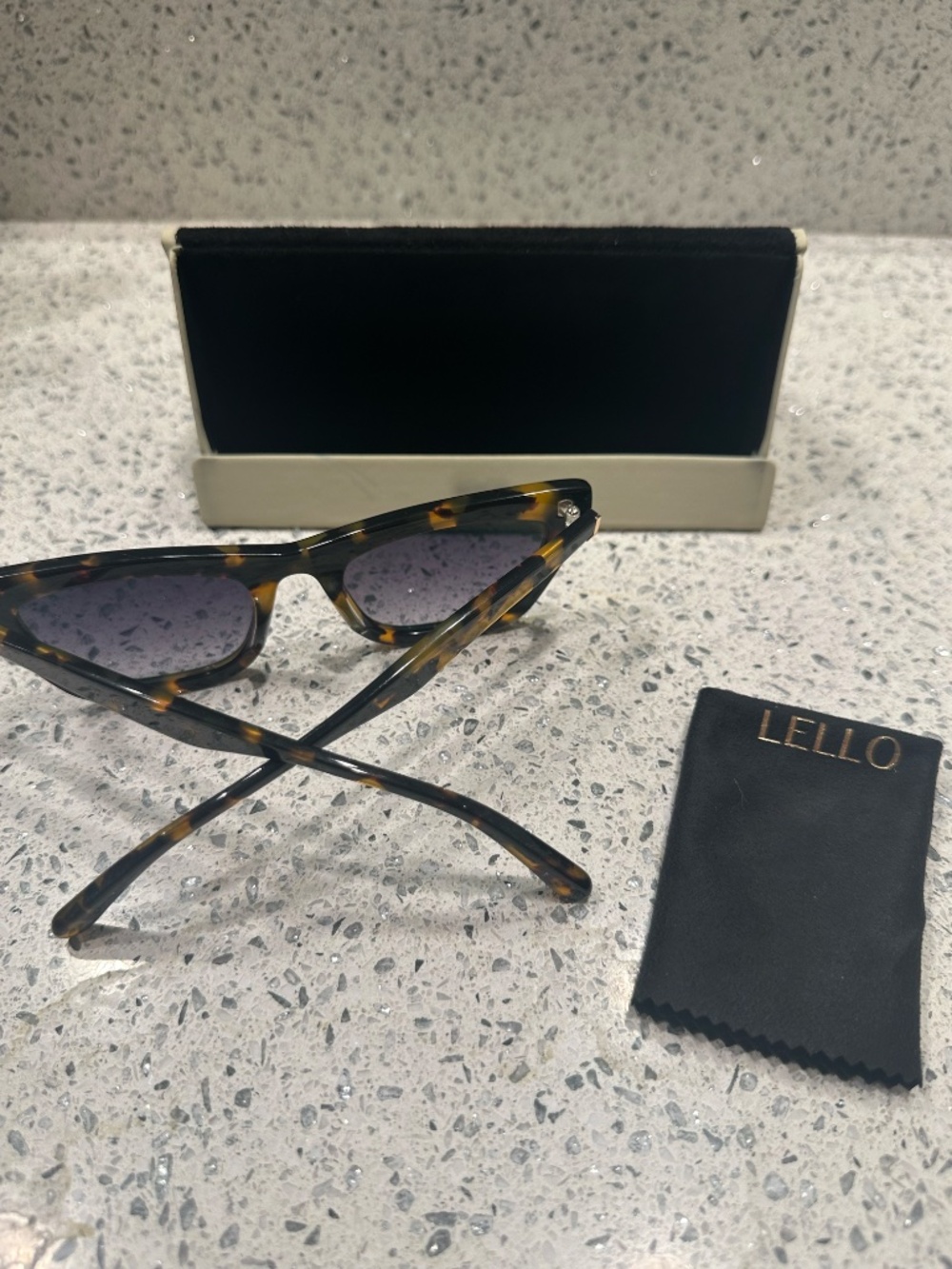 Lello the Label "The Cleo" Sunglasses - Picture 6 of 7